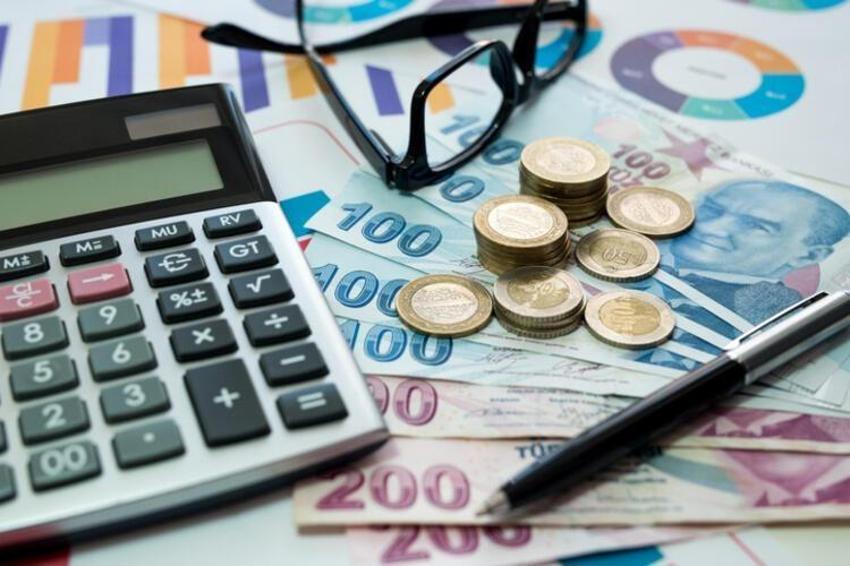 5 bin TL ikramiye bekleyen emekliler dikkat! SSK, Bağ-Kur, Emekli sandığı mensubu tüm çalışan emekliler için yeni karar