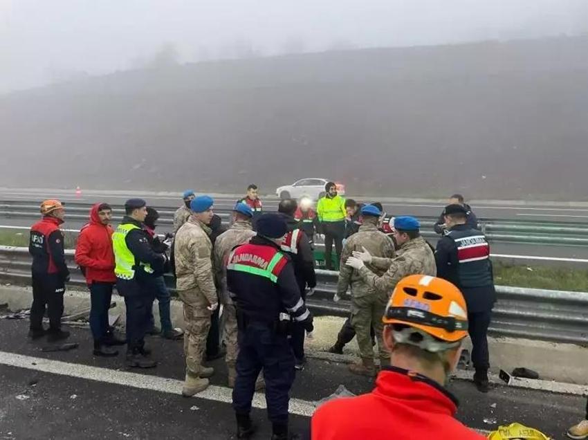 Sakarya kazasından can alıcı fotoğraflar: Katliam gibi kazanın yeni görüntüleri ortaya çıktı!