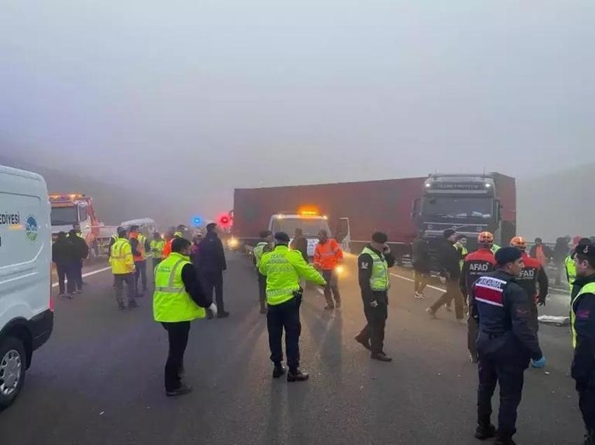 Sakarya kazasından can alıcı fotoğraflar: Katliam gibi kazanın yeni görüntüleri ortaya çıktı!