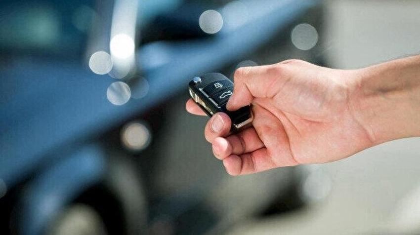 Batan geminin malları bunlar: 58 bin TL'den başlayan otomobiller kapış kapış gidiyor!