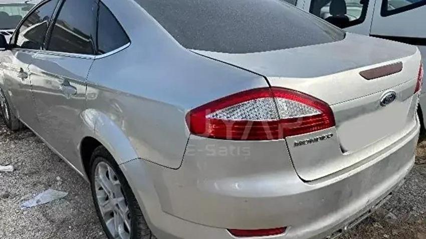 Batan geminin malları bunlar: 58 bin TL'den başlayan otomobiller kapış kapış gidiyor!