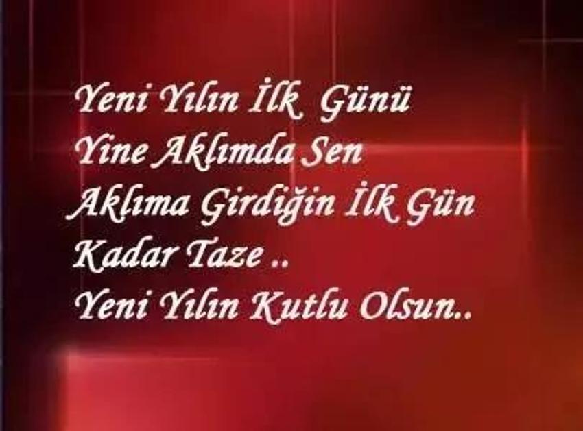En etkileyici sevgiliye yeni yıl mesajları: Bu mesajlara hayır diyen yok! 2024 sevgiliye özel etkileyici, anlamlı yılbaşı kutlama mesajları