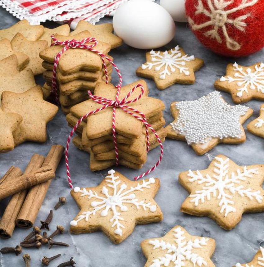 Tarçınlı yılbaşı kurabiyesi | Gingerbread kurabiye tarifi, yapımı ve malzemeleri: Zencefilli kurabiye adam ve yılbaşı ağacı nasıl yapılır? Yılbaşı kurabiyesi
