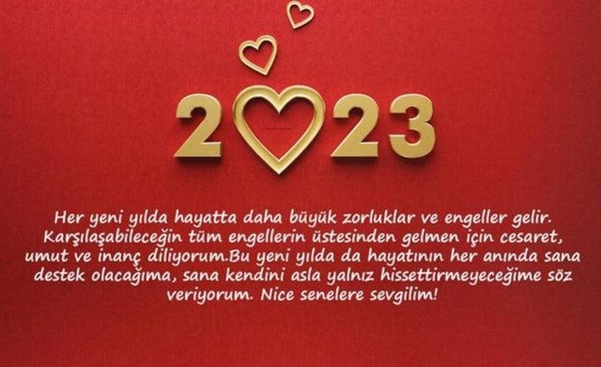 Eski sevgiliye yeni yıl mesajları 2024: En etkileyici, özel, aşk dolu yılbaşı mesajları ve sözleri!