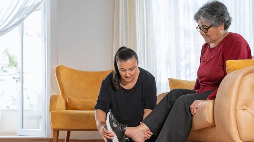 Evde bakım maaşı ne kadar oldu 2024? Evde bakım maaşına ne kadar zam geldi, evde bakım maaşı ocak 2024 ne kadar olacak? 