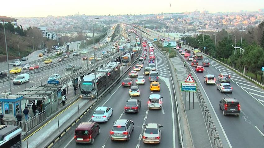 Araç sahipleri dikkat! Trafikte hesap değişti, artık en ucuzu 3 bin 706 TL