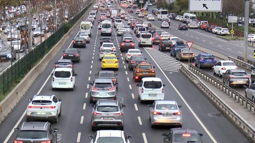 Araç sahipleri dikkat! Trafikte hesap değişti, artık en ucuzu 3 bin 706 TL