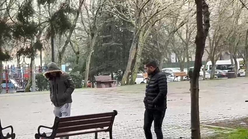 Kar yağışı İstanbul dahil onlarca kentte başladı! Yoğun yağış için yeni uyarı geldi, kar günlerce yerde kalacak