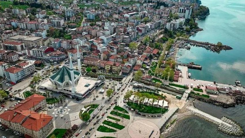 Kadınlar erkeklerden daha uzun yaşıyor! Türkiye'nin en uzun yaşam süresine sahip şehri belli oldu! İşte liste