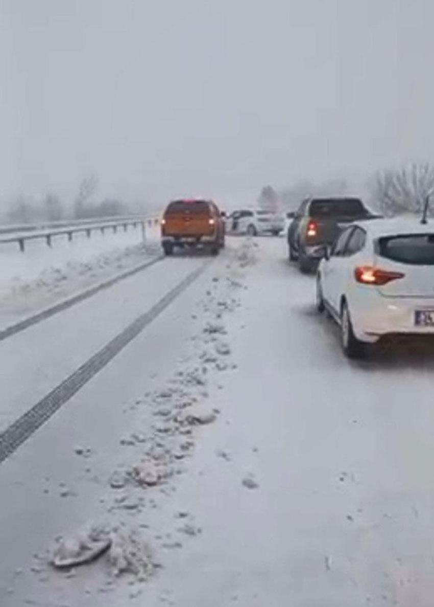 Kar yağışı daha yoğun ve şiddetli olacak! Meteoroloji hava durumu raporunu açıkladı, bölge bölge uyardı