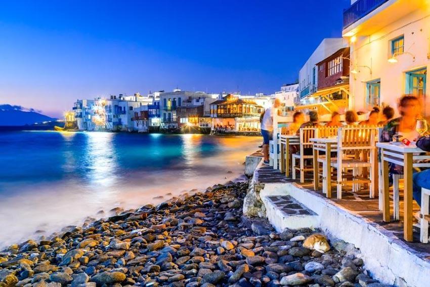 Vizesiz Yunan adalarına seyahatin başlayacağı tarih belli oldu! Yunanistan Başbakanı Miçotakis: Sürekli olacağına inanıyorum