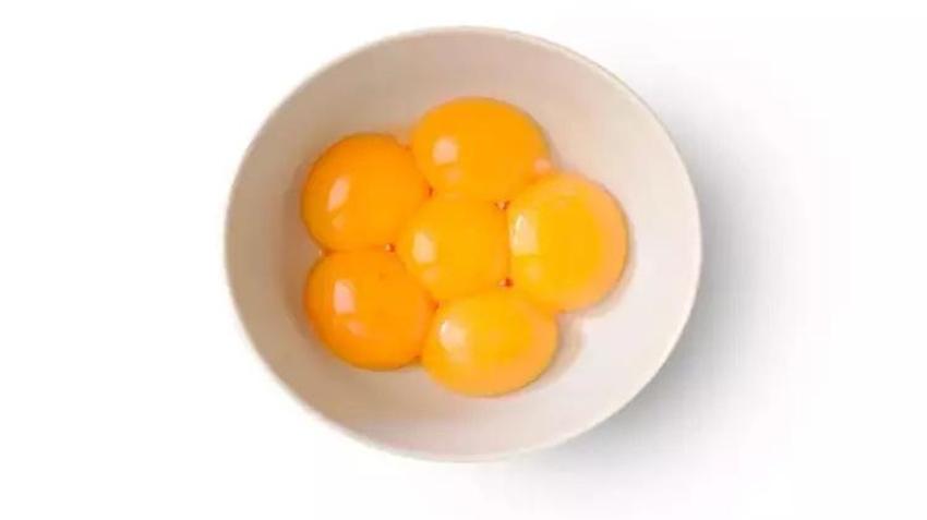 Yumurtanın sarısı gitti sağlığın yarısı: Aşırı yumurta tüketimi nelere mal oluyor?