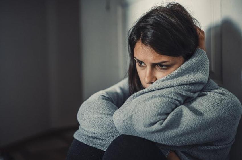 Depresyonla mutsuzluğu karıştırmayın! Uzmanı farkı anlattı, belirtilerine dikkat çekti!