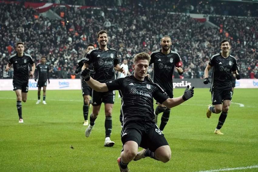 Mehmet Özdilek'ten Semih Kılıçsoy'a övgü! 'Gecenin kahramanı'