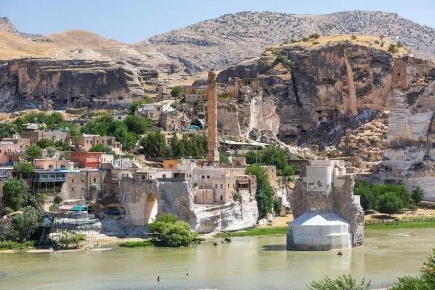 Türkiye'nin en genç şehri belli oldu! Yaş ortalaması en genç ve en yaşlı iller hangileri?