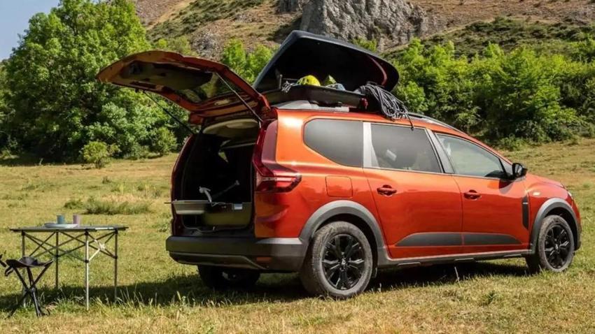 7 kişilik SUV modelde bu fiyat görülmedi: Dacia Jogger için bayiler mesai yapıyor!