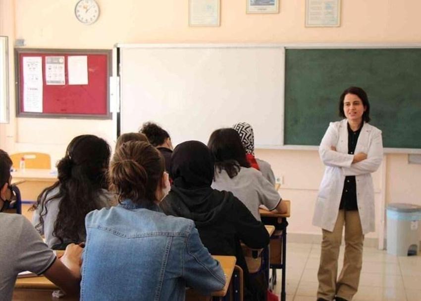 Lise karne görüşü 2024: En güzel, motive eden lise öğretmen karne görüşleri!