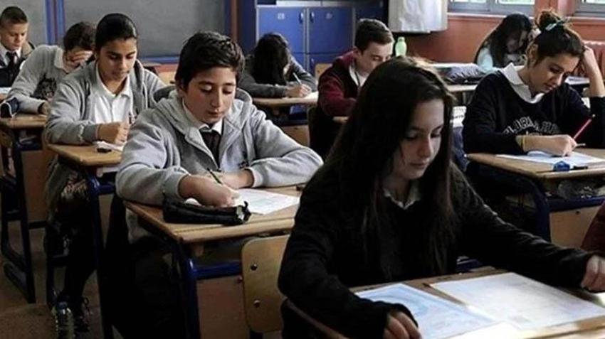 Devamsızlık 5 gün olunca belge alınmıyor mu, 5 gün devamsızlık yapan belge alamıyor mu (LİSE)? D Devamsızlık kaç gün olursa belge alınmaz?