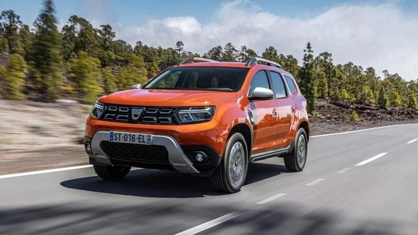 SUV modelin birincisi: Dacia Duster yeni fiyatını 2024'e ayarladı! Kimse bunu beklemezdi