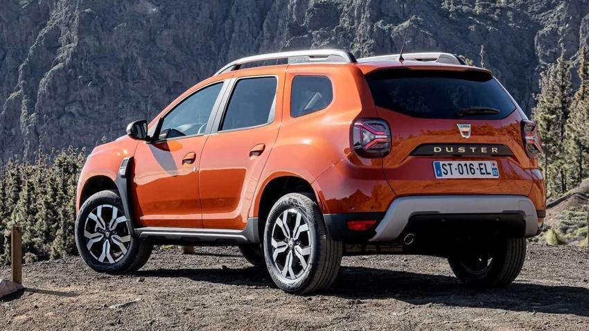SUV modelin birincisi: Dacia Duster yeni fiyatını 2024'e ayarladı! Kimse bunu beklemezdi
