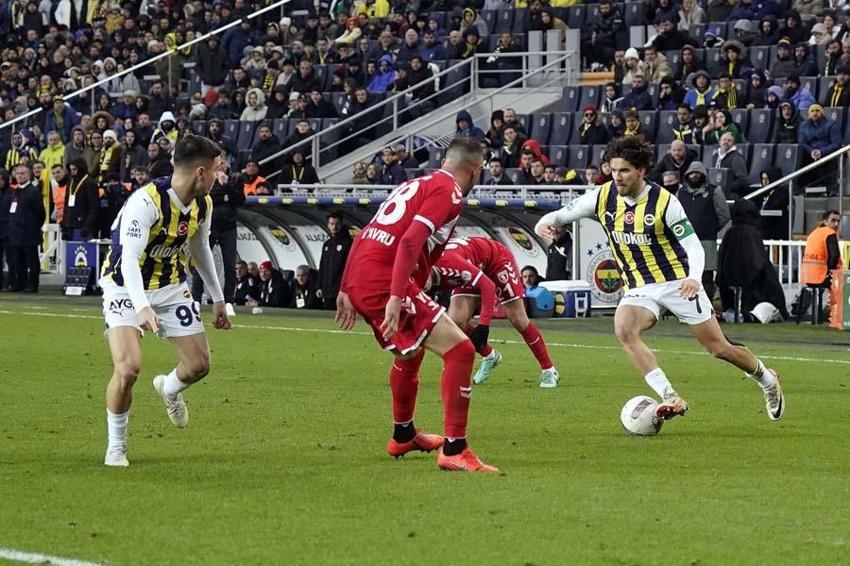 Fenerbahçe'nin puan kaybı sonrası yerden yere vurdu!