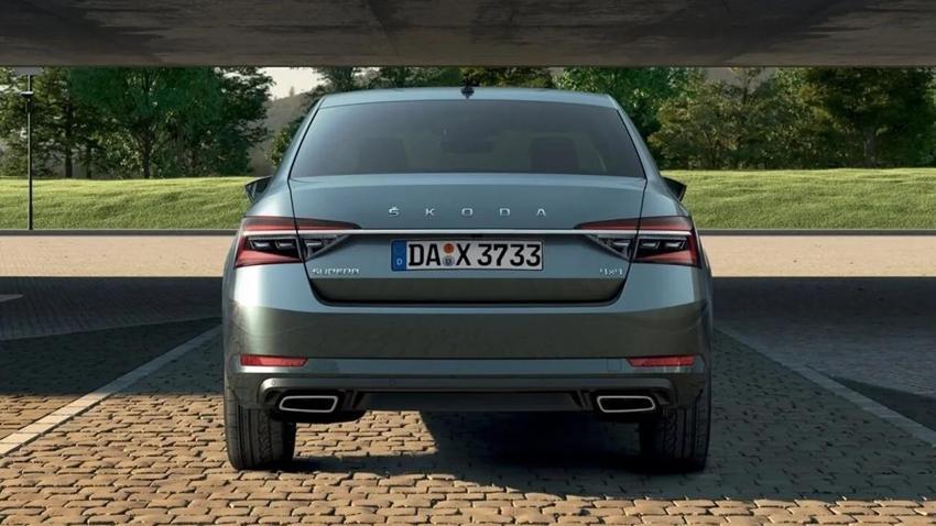 Skoda Superb fiyatlarındaki indirime bakın: Bu çılgınlık ilk kez oluyor