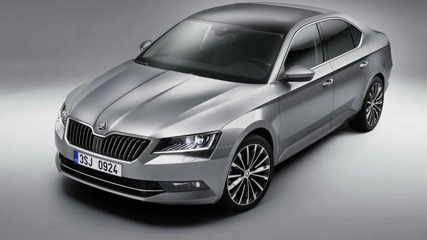 Skoda Superb fiyatlarındaki indirime bakın: Bu çılgınlık ilk kez oluyor
