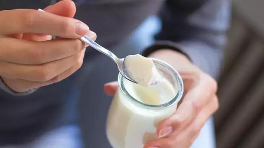 Yoğurt vücudu 5 yerden ayakta tutuyor! Geç yaşlanmak için ne gerekiyorsa içeriğinde var