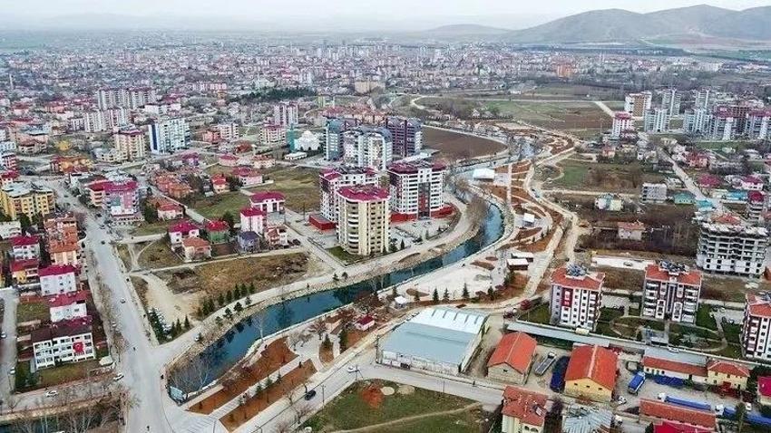 Türkiye 82 il mi oldu? Türkiye'nin 82. ili hangi ilçe olacak? İşte il olması beklenen ilçeler...