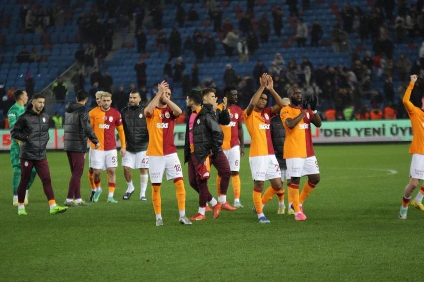 Galatasaray'da transfer sürprizi! Erden Timur'dan Rıdvan Yılmaz, Abdülkadir Ömür ve Angelino açıklaması