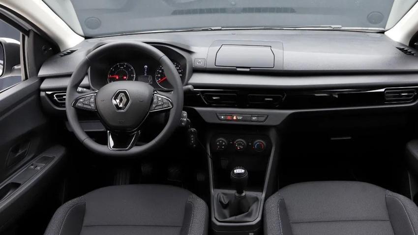 Renault'tan bu kadarını beklenmezdi: 881 bin TL'lik çok ucuz model!