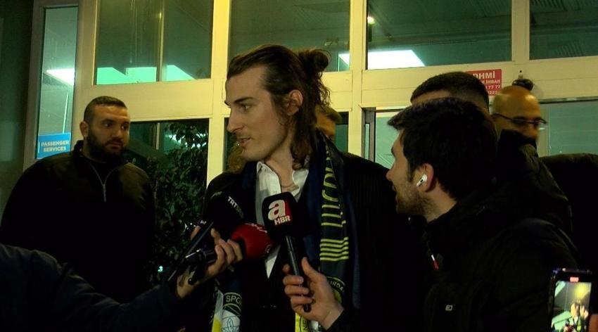 Çağlar Söyüncü resmen Fenerbahçe'de! Cengiz Ünder kendini tutamadı, yıllar sonra aynısını yaptı