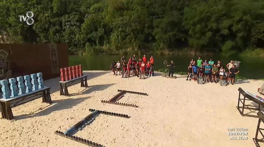 Survivor'da Nagihan ve Sahra kavgası: Dokunulmazlık oyununu hangi takım kazandı? İşte ilk eleme adayı