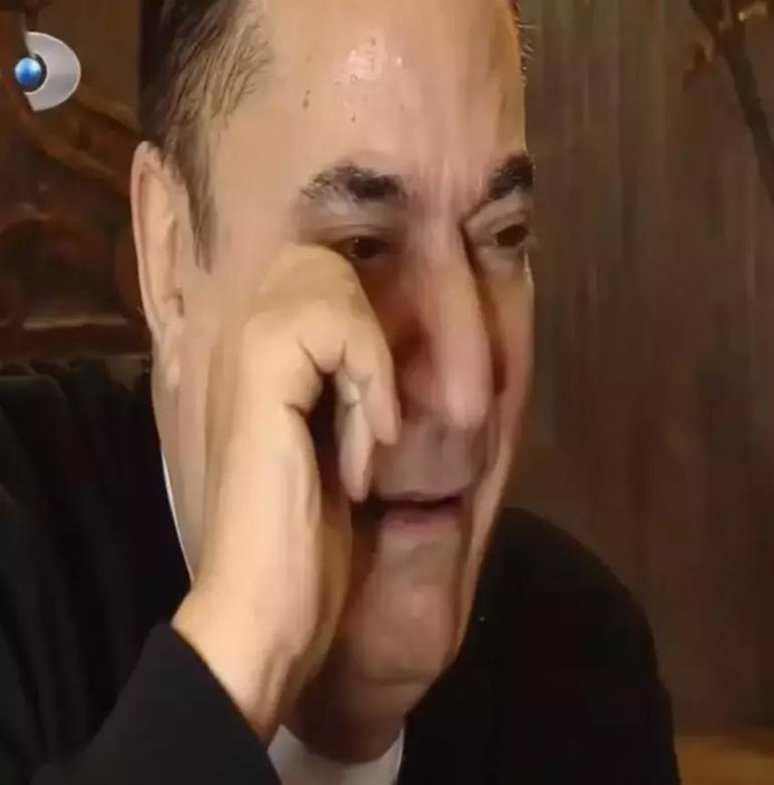 Yasmin Erbil'in sözlerinin ardından Mehmet Ali Erbil kızı ile yüzleşti: Çok kırıldım!