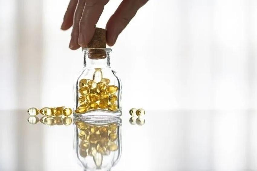 Bu vitamin yüzde 87 daha güçlü: Kemikleri çelik gibi yapıyor! Uzmanlar günde 10 μg/400 IU kolekalsiferol tavsiye ediyor!