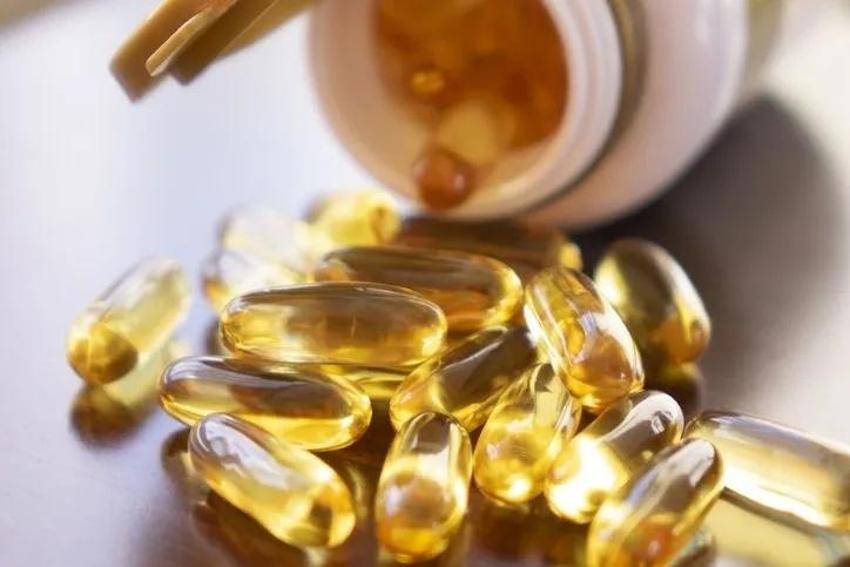 Bu vitamin yüzde 87 daha güçlü: Kemikleri çelik gibi yapıyor! Uzmanlar günde 10 μg/400 IU kolekalsiferol tavsiye ediyor!
