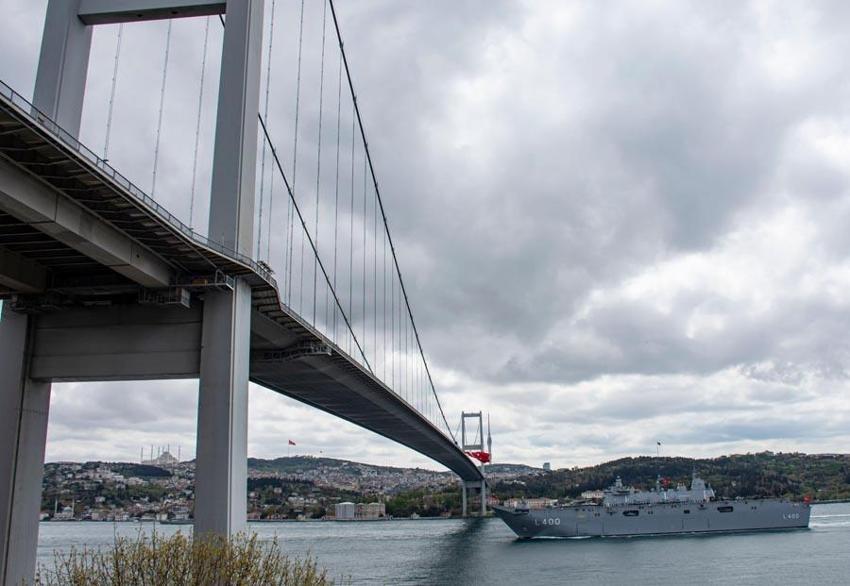 ABD'den Yunanistan'a ücretsiz askeri araçlar! Türkiye havada, karada, denizde fark atınca Yunan basını 2030 yılını yazdı