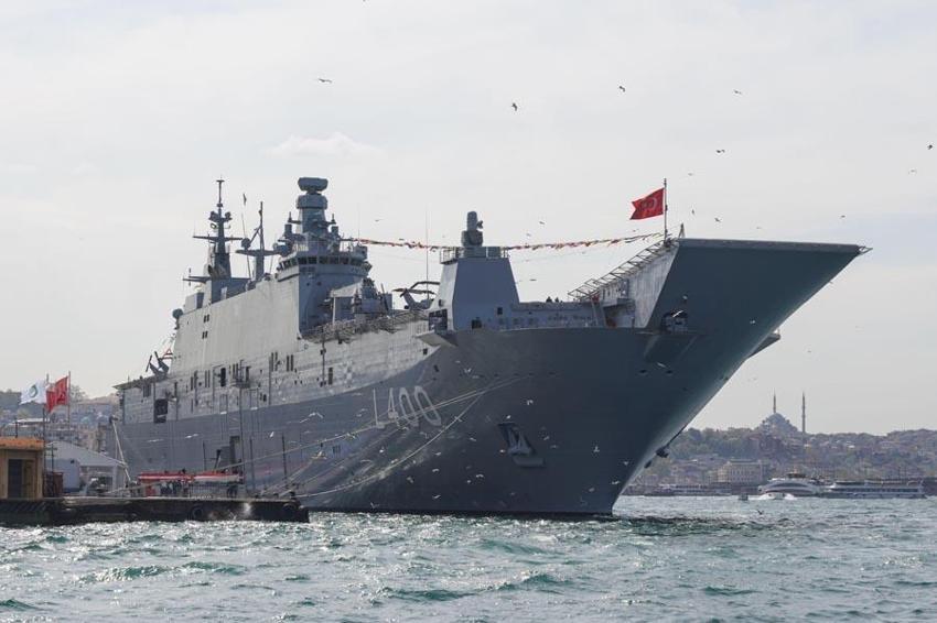 ABD'den Yunanistan'a ücretsiz askeri araçlar! Türkiye havada, karada, denizde fark atınca Yunan basını 2030 yılını yazdı