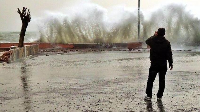 Lapa lapa kar 2 Şubat'ta geliyor! bir anda bastıracak: 15 tatil uzuyor! Meteoroloji: Turuncu alarm sadece o il için verildi!