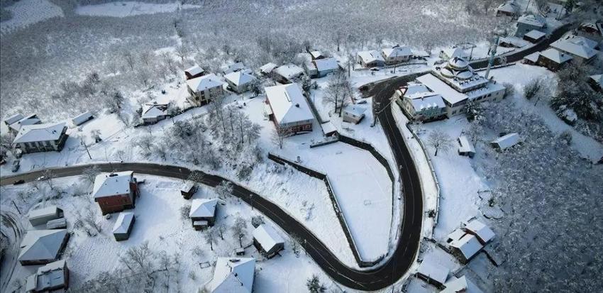 Lapa lapa kar 2 Şubat'ta geliyor! bir anda bastıracak: 15 tatil uzuyor! Meteoroloji: Turuncu alarm sadece o il için verildi!