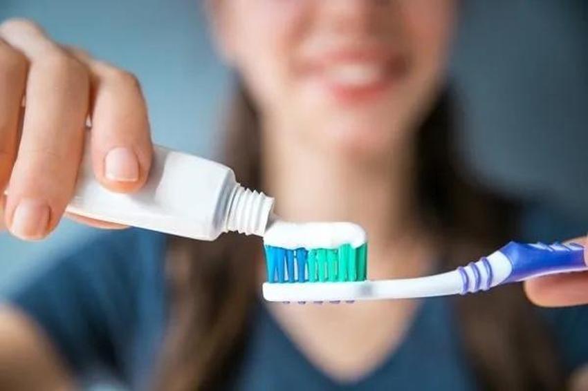 Uyandığınızda nefesiniz kokuyorsa dikkat! Sebebini duyduğunuzda şaşıracaksınız...