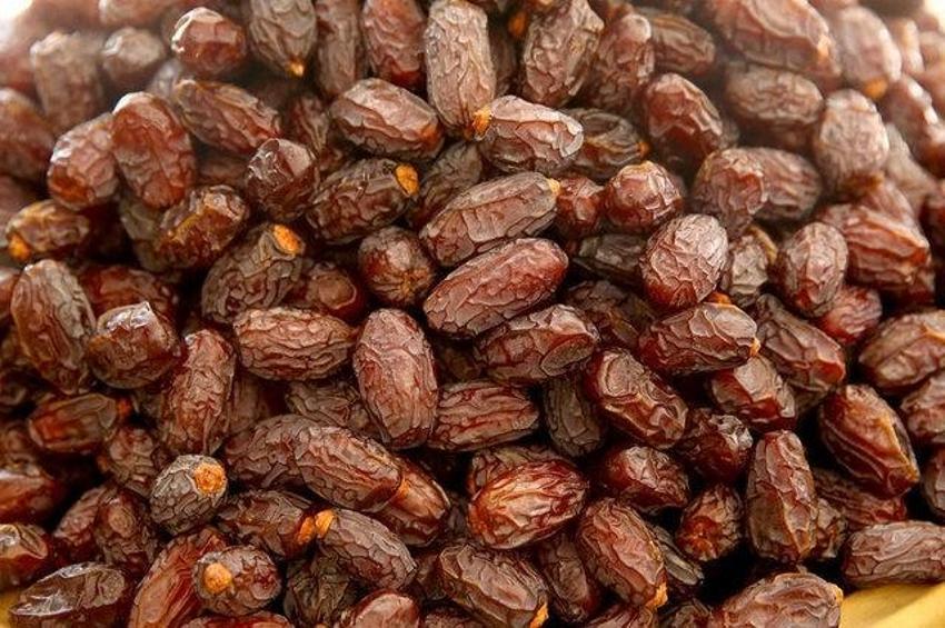 Kuran'da adı geçen hurmayı günde 3 tane yediğinizde vücudunuzda değişime inanamayacaksınız!