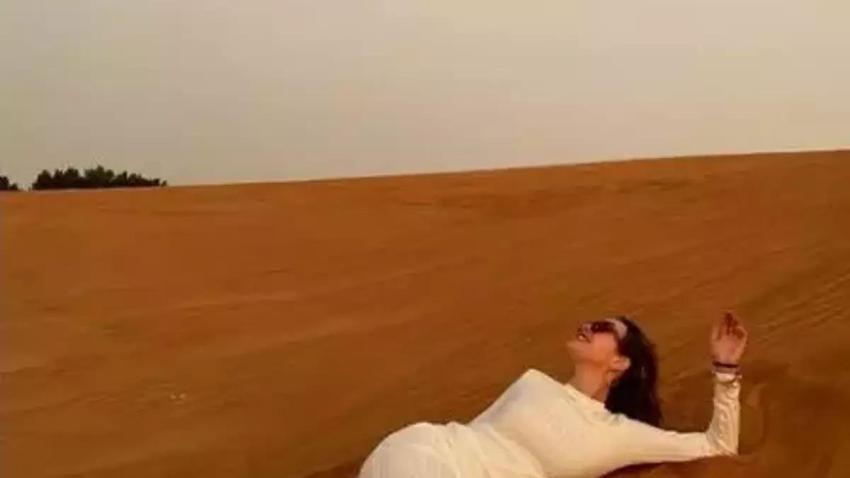 Melis Sezen'in ödül gecesi tarzı gündem oldu!