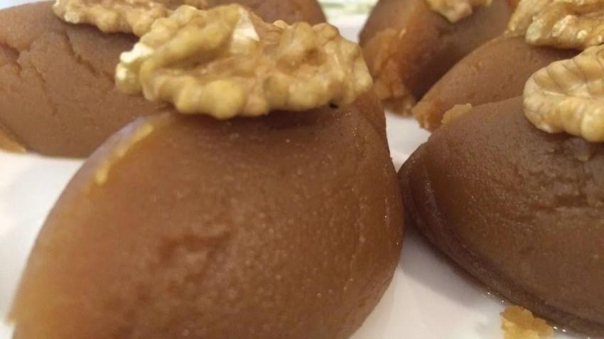 Un helvasında yeni yöntem: Margarin yerine tencere bunu ekleyin- Pamuk gibi oluyor