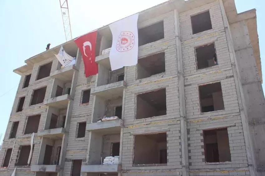 (Deprem konutları kura çekimi) Kahramanmaraş deprem konutları kura çekimi ne zaman, Deprem bölgesi konutları ne zaman teslim edilecek? Hatay, Malatya, Urfa, Adıyaman, Elazığ