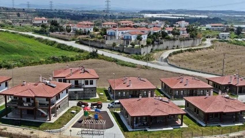TOKİ 29 ilde konut ve dükkan satıyor! İl il açıklandı: TOKİ başvuru için tarihler belli oldu