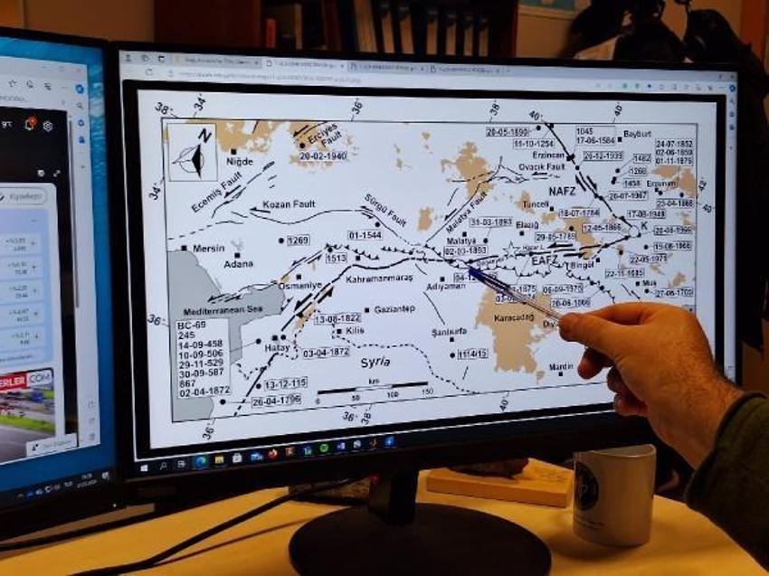 Deprem açıklaması! Prof. Dr. Tuncay Taymaz o bölgeyi işaret etti: 7'lik deprem oluşturabilecek potansiyele sahip