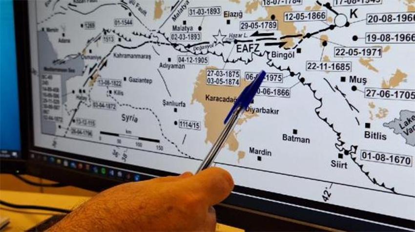Deprem açıklaması! Prof. Dr. Tuncay Taymaz o bölgeyi işaret etti: 7'lik deprem oluşturabilecek potansiyele sahip