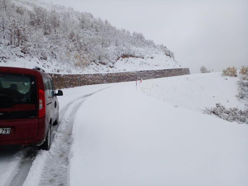 Yoğun kar birden çökecek! Meteoroloji'den İstanbul, Ankara, İzmir dahil onlarca kent için önemli uyarı, saat verildi 