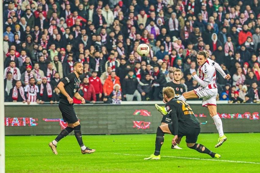 Galatasaray maçından sonra Samsunspor Başkanı Yüksel Yıldırım'dan olay sözler: Milyarlarım var, niye maç satayım!